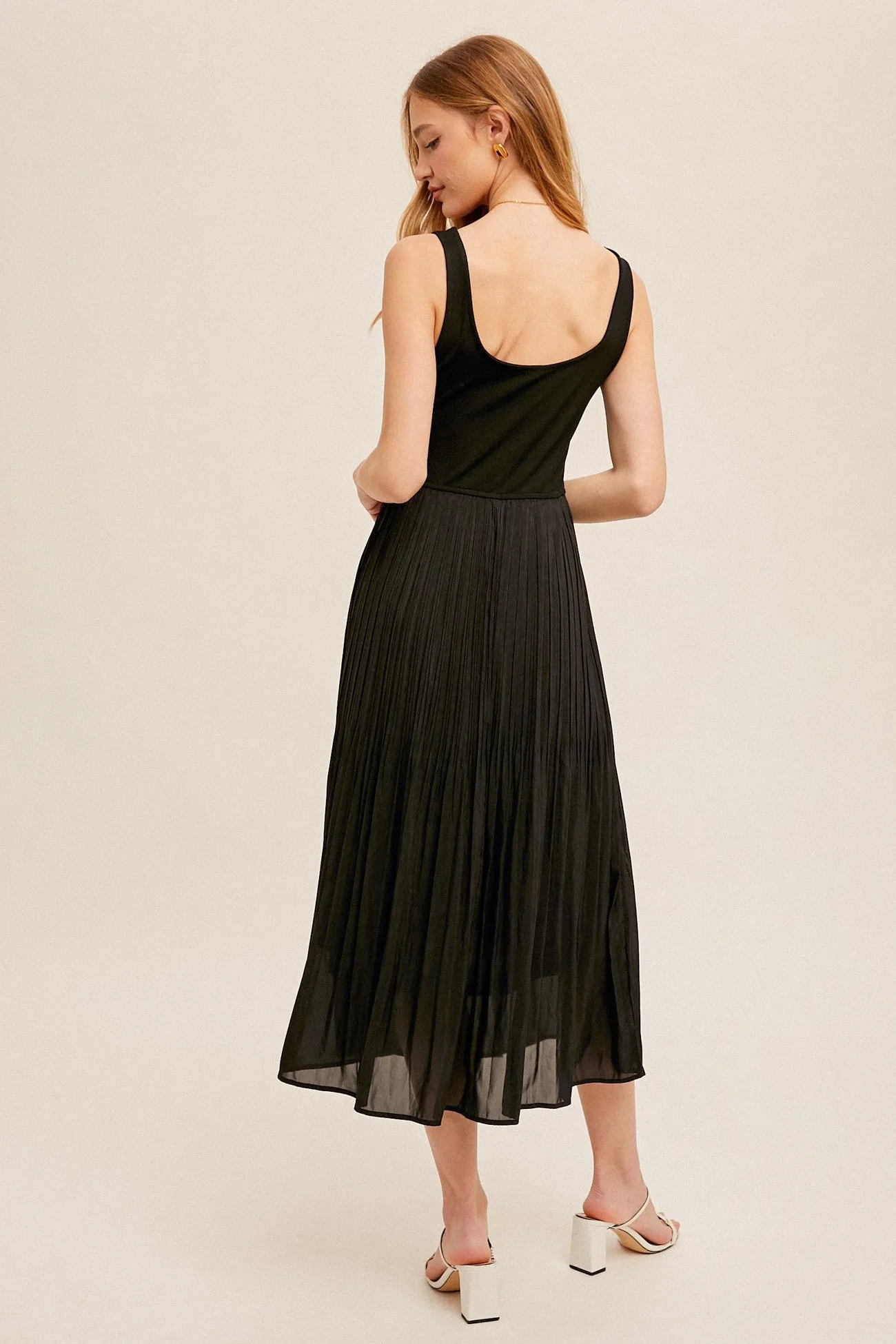 Scoop Neck Pleated Skirt Tank Dress