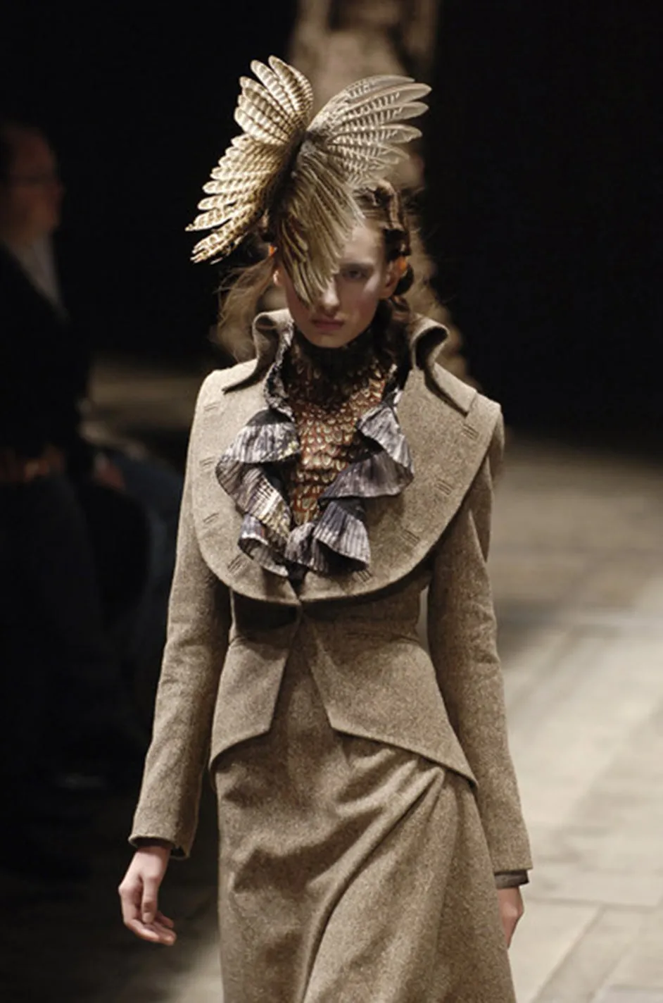 Spectacular Fall 2006 Alexander McQueen 'The Widows of Culloden' Collection Look 15 Skirt Suit