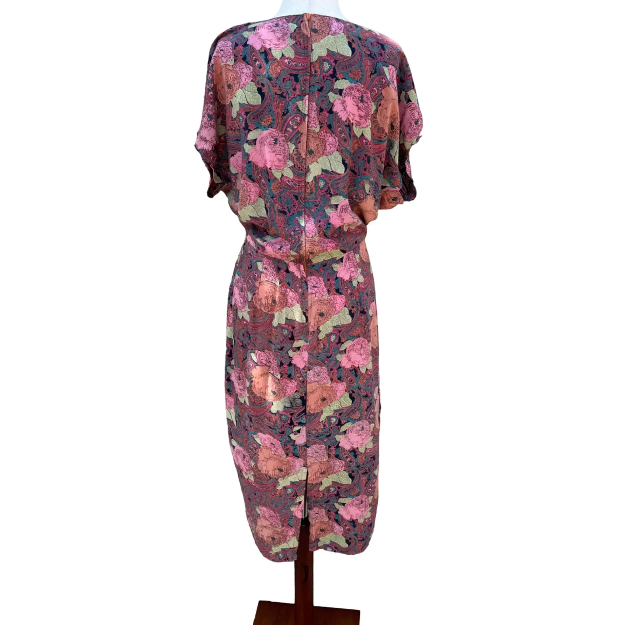 Vintage Women's Pink Floral Paisley Print Pleat Waist Short Dolman Sleeve Dress